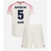 Otroški Nogometni dresi Bayer Leverkusen Loic Bade #5 Gostujoči 2025-26 Kratek Rokav (+ Kratke hlače)